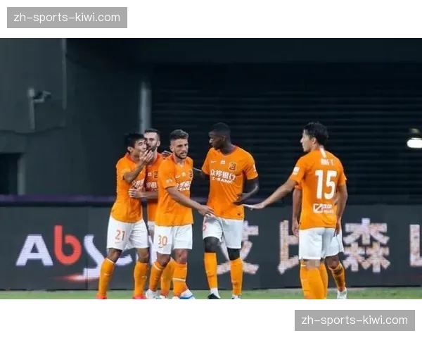 上海四外援阵容深度出众 阵容轮换成联赛新标杆