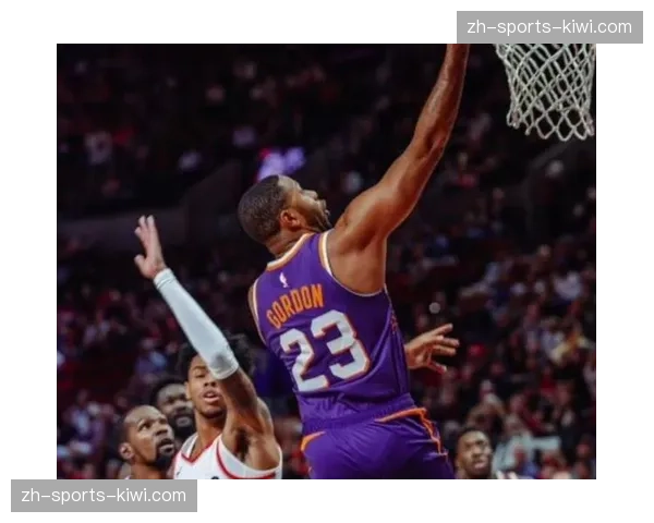 天津力克浙江拒逆转 大卫詹姆斯31分展现内线策应控场 天津力克浙江拒逆转 大卫詹姆斯31分展现内线策应控场